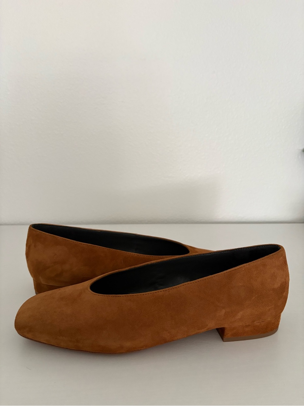 NWOT- Franco Sarto Suede Flats in Camel Brown - Picture 7 of 10